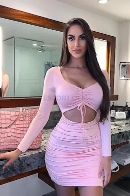 Bianca - picture 1 of 5