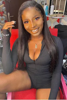 Lillian - picture 1 of 5