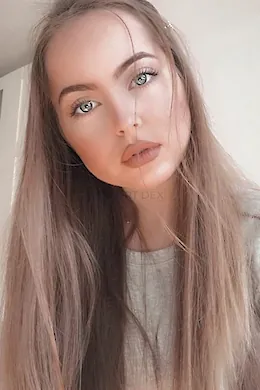 SUMALEE - picture 1 of 5