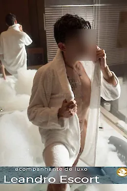 ESCORT DE LUXO - picture 1 of 5