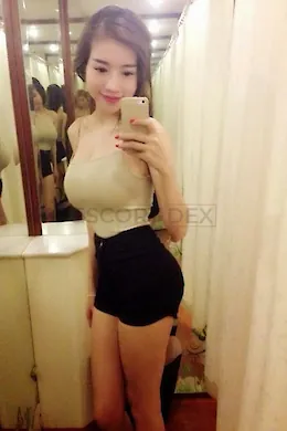 Susanna - Korea - picture 1 of 3