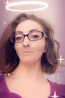 Susan - picture 1 of 3