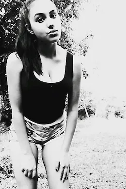 Neeha Rajori - picture 1 of 5