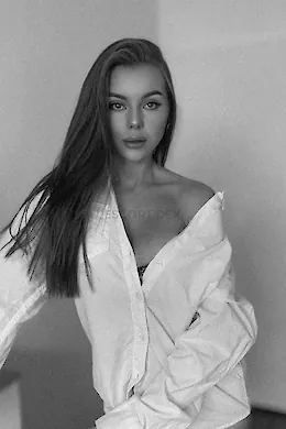 TIPPI - picture 1 of 5