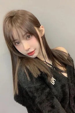 Mimi - picture 1 of 3