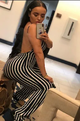 Rosesmith - picture 1 of 3