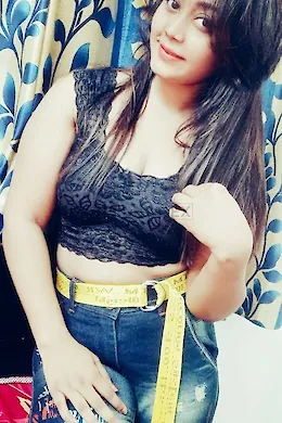 Preeti Singh - picture 1 of 3