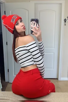 lola - picture 1 of 3