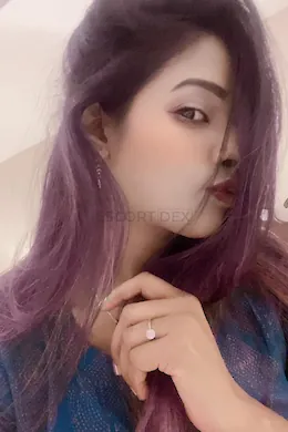 Surveen Mondal - picture 1 of 3