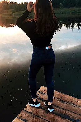 Olya - picture 1 of 3