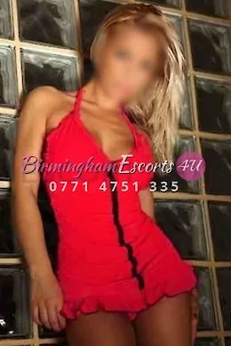 LOUISE - picture 1 of 3