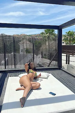 Bellissima - picture 1 of 5