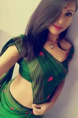 Ekta Bangalore - picture 1 of 3