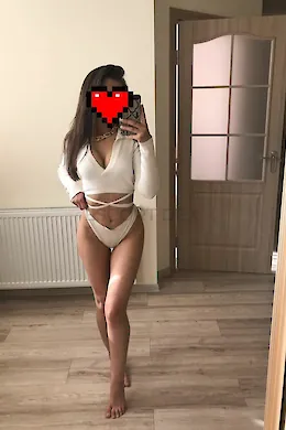 Maria - picture 1 of 5