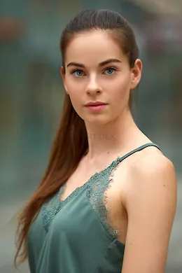 ROSMARI - picture 1 of 5