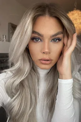 TUALA - picture 1 of 5