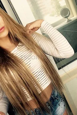 Veronika - picture 1 of 5