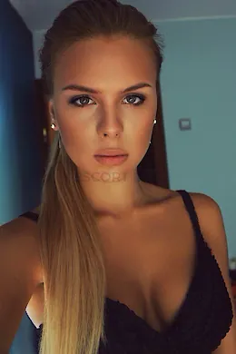 JILL - picture 1 of 4