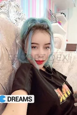 Saveria - picture 1 of 5