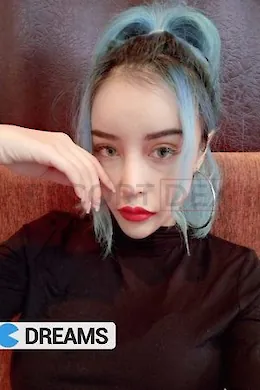 Saveria - picture 1 of 5