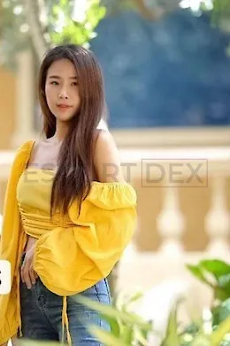 Milk - picture 1 of 6