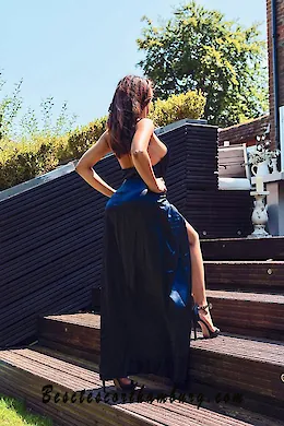 Adele - picture 1 of 4