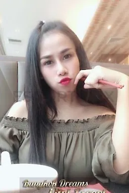 Apple - picture 1 of 6