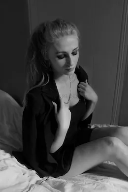 PELAGIA - picture 1 of 6