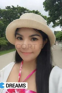 Maggie - picture 1 of 6