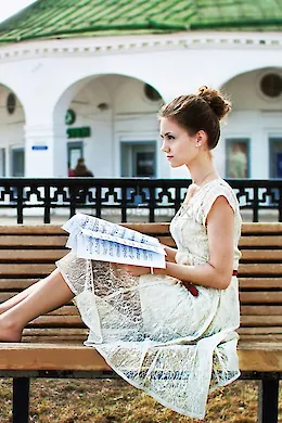 TIFFANY - picture 1 of 5