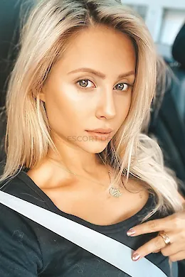 IZOLDA - picture 1 of 5