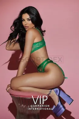 Serena - picture 1 of 6