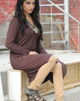 Saba Malik - picture 3 of 6