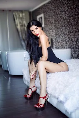 Albina - picture 3 of 6