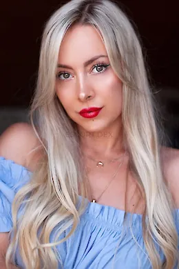 AIKE - picture 1 of 5