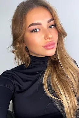 ANNEKA - picture 1 of 5