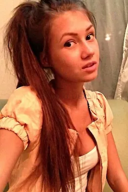 ELAINE - picture 1 of 6