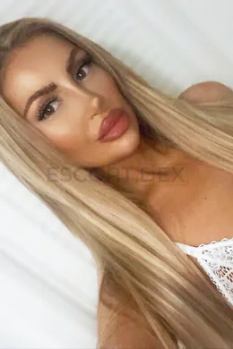 Tia - picture 1 of 6