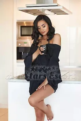 Dior - picture 1 of 5