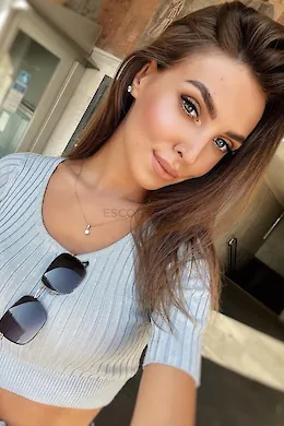 SANDY - picture 1 of 6