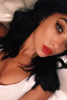 ALEXINA - picture 1 of 5