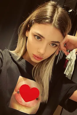 MIREILLE - picture 1 of 5