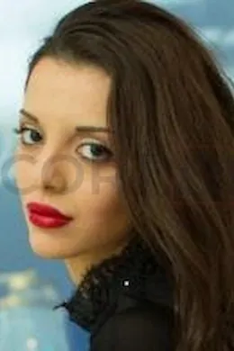 Alina - picture 1 of 5