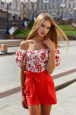 MINDY - picture 1 of 5