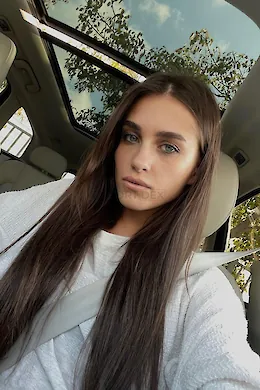 MALENA - picture 1 of 5