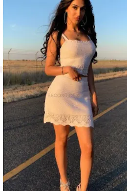 Sara - picture 1 of 5