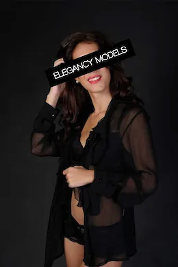 Serena - picture 1 of 6