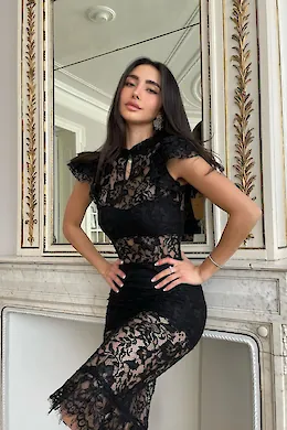 JANINE - picture 1 of 6