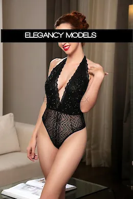 Karen - picture 1 of 6