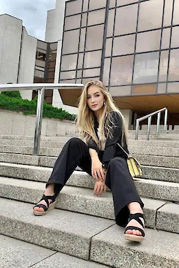 HALLRID - picture 1 of 5